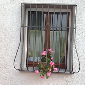 https://appartamenti-la-castagna.it-tuscanyhotel.com